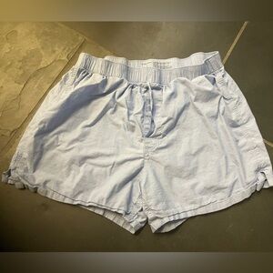 Banana Republic Men’s Size Medium Light Blue Boxers Cotton